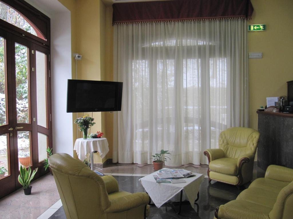 Royal Hotel Montevergine Ospedaletto D'Alpinolo Ngoại thất bức ảnh